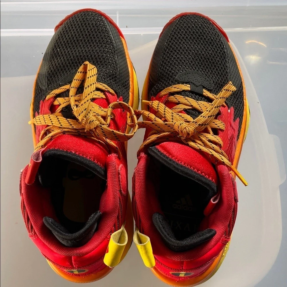 Adidas same 8 Kids Sneakers in Red and Yellow Disney Pixar Mr. incredible size 5